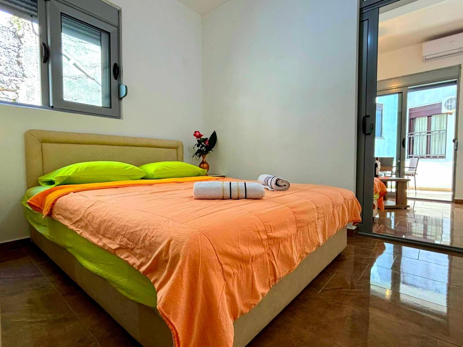 Mala Plaza Apartments أولتْسي المظهر الخارجي الصورة