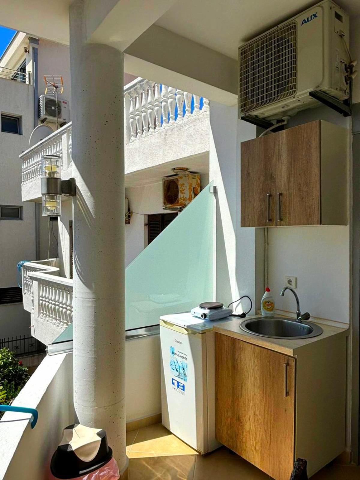 Mala Plaza Apartments أولتْسي المظهر الخارجي الصورة